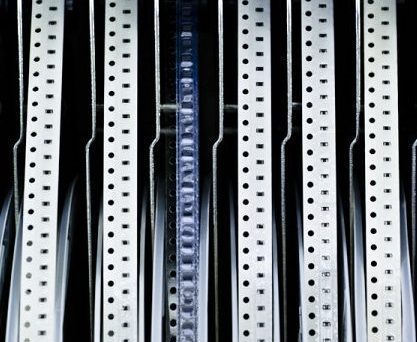 zarządzanie dostawami w produkcji elektroniki